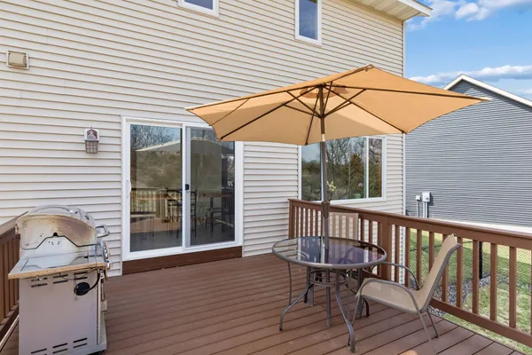 $449,900 | 49 Windsor Wood Path, Hudson, WI 54016