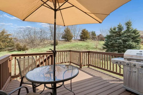 $449,900 | 49 Windsor Wood Path, Hudson, WI 54016
