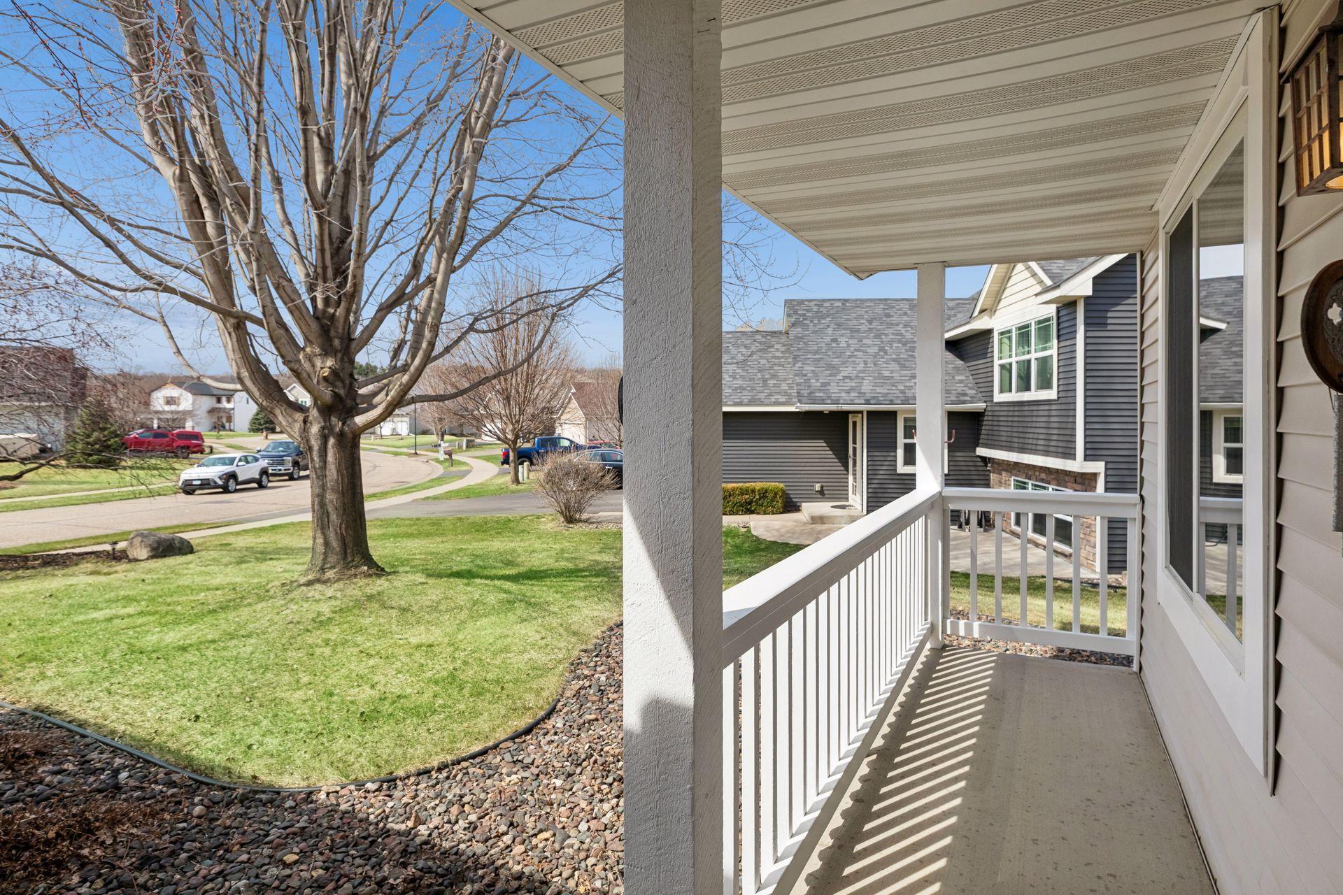 49 Windsor Wood Path Hudson, WI 54016 - Photo 4 of 37
