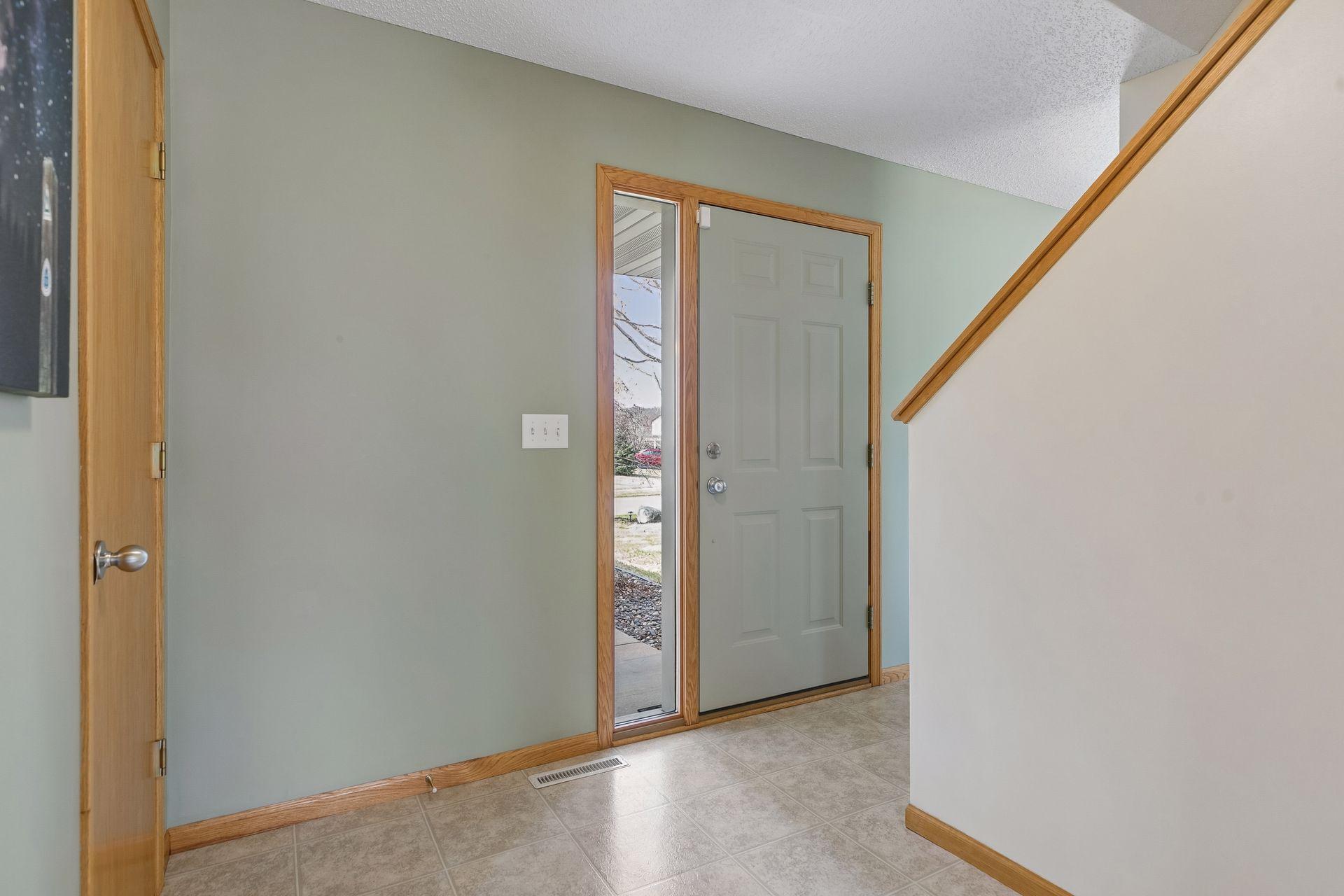 49 Windsor Wood Path Hudson, WI 54016 - Photo 5 of 37