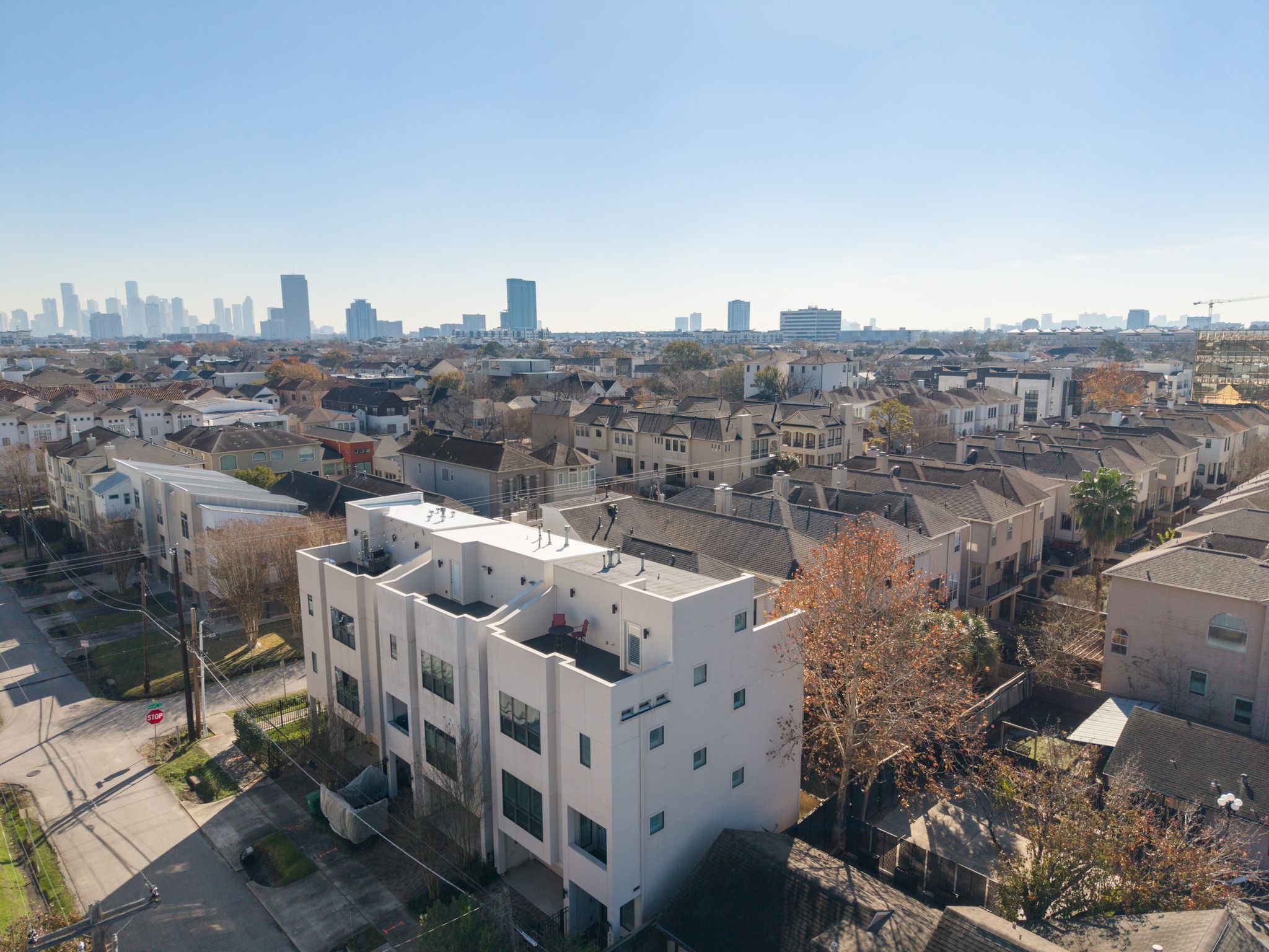 5911 Rose Street Houston, TX 77007 - Photo 25 of 40 Aerial perspective highlighting the home’s modern design and prime location.