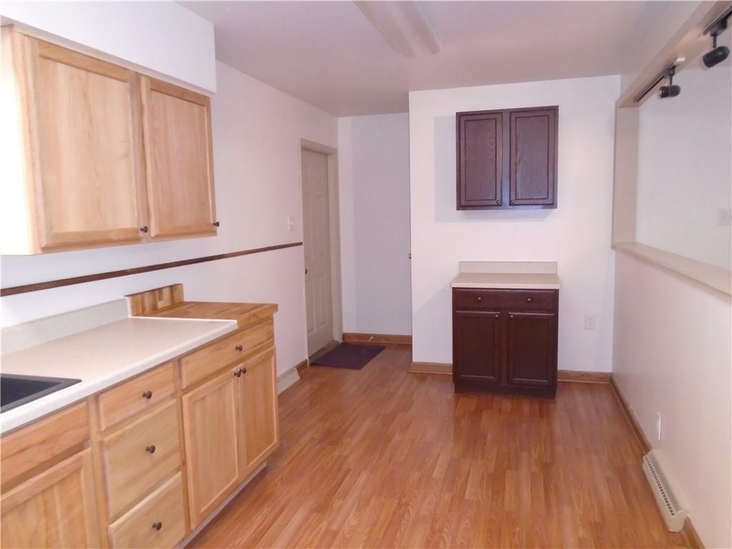 349 New York Avenue Rochester, PA 15074 - Photo 8 of 23