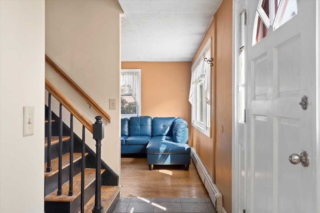 136 Winthrop Lane Holden, MA 01520 - Photo 15 of 42