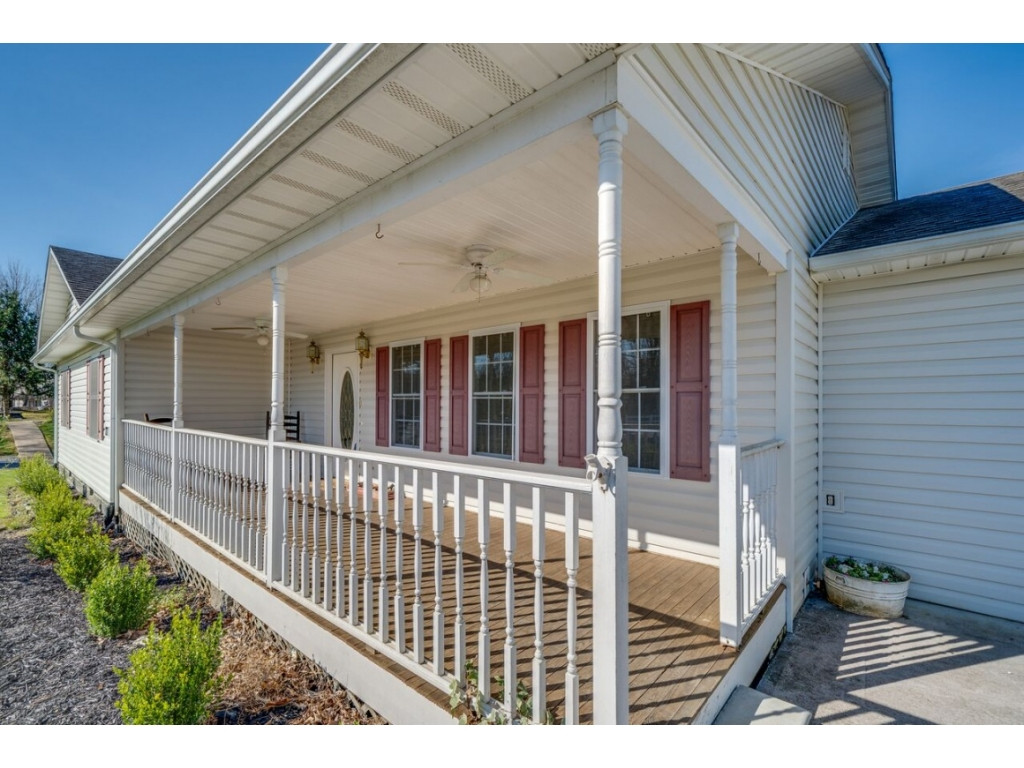 717 Old Embreeville Road Jonesborough, TN 37659 - Photo 4 of 26 Photo 4