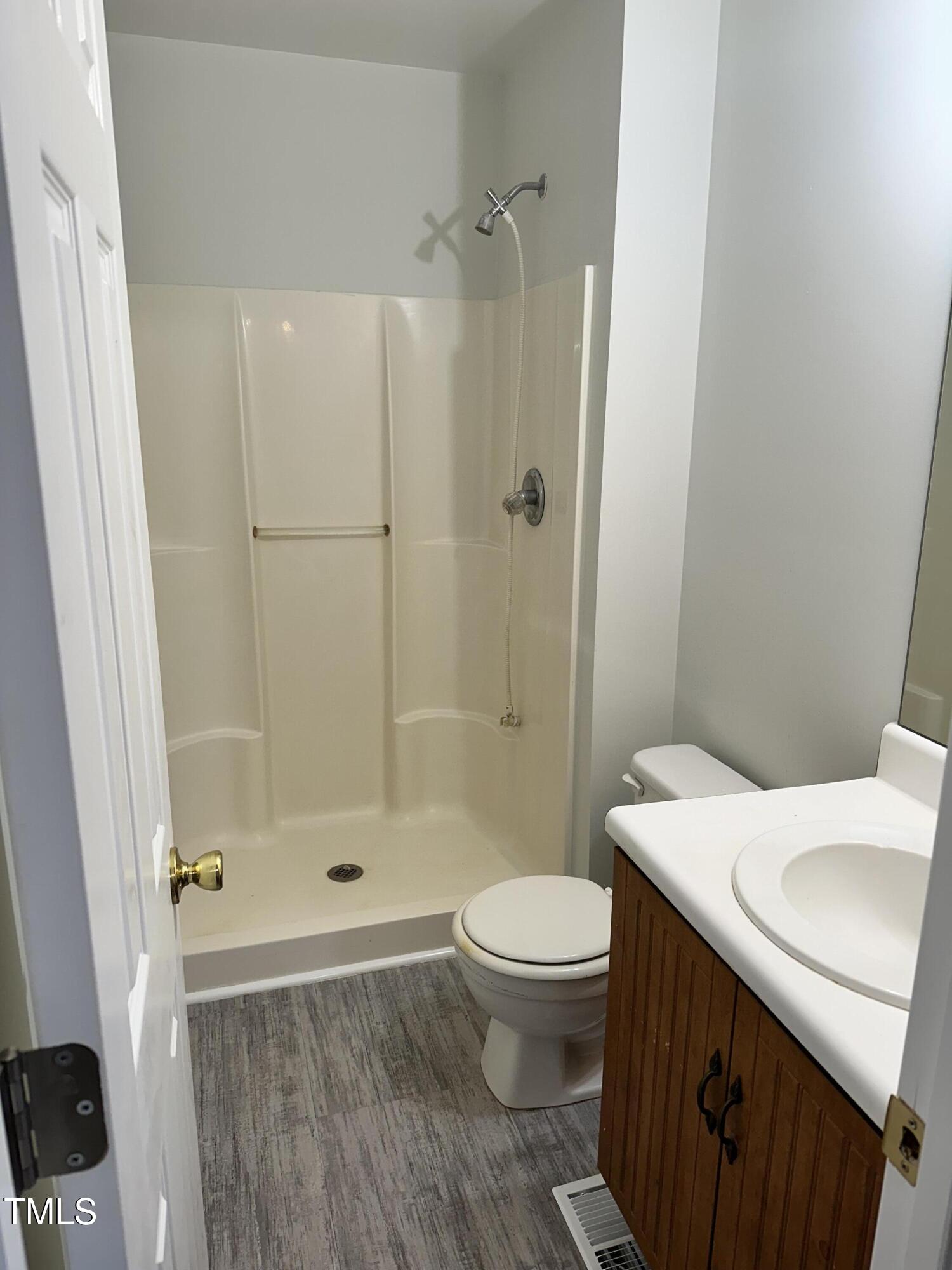 101 Holly Ranch Court Willow Spring, NC 27592 - Photo 10 of 20 Primary Bathroom