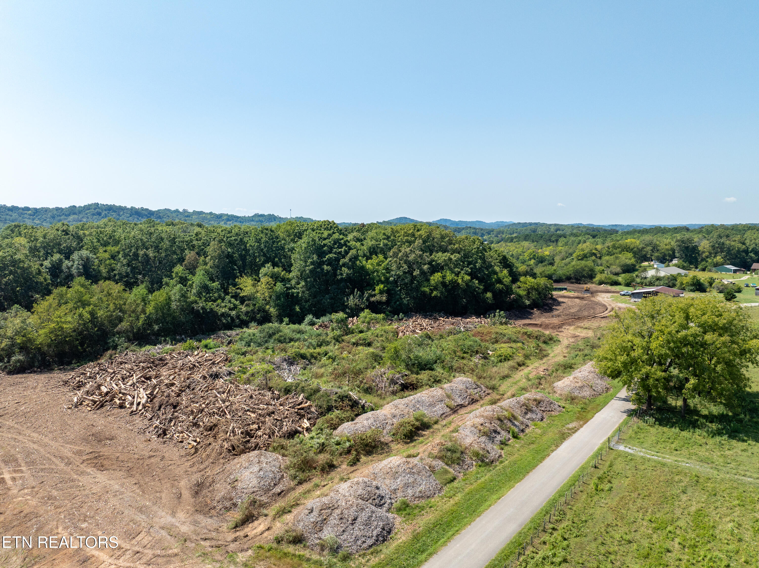 600 Bell View Greenback, TN 37742 - Photo 8 of 16 DJI_0638