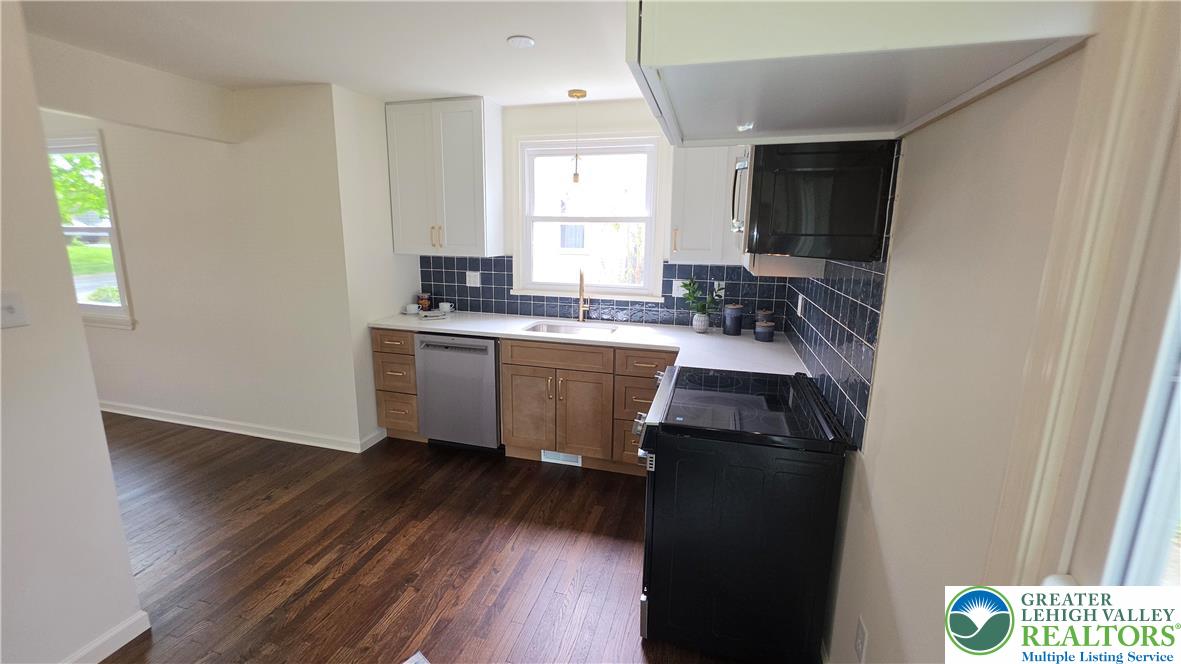 332 Cedar Road Hellertown, PA 18055 - Photo 14 of 55