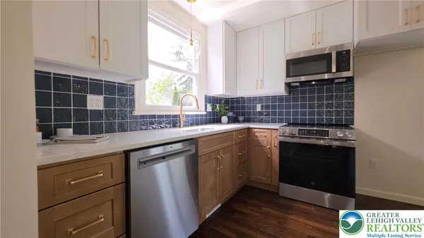 $374,900 | 332 Cedar Road, Hellertown, PA 18055