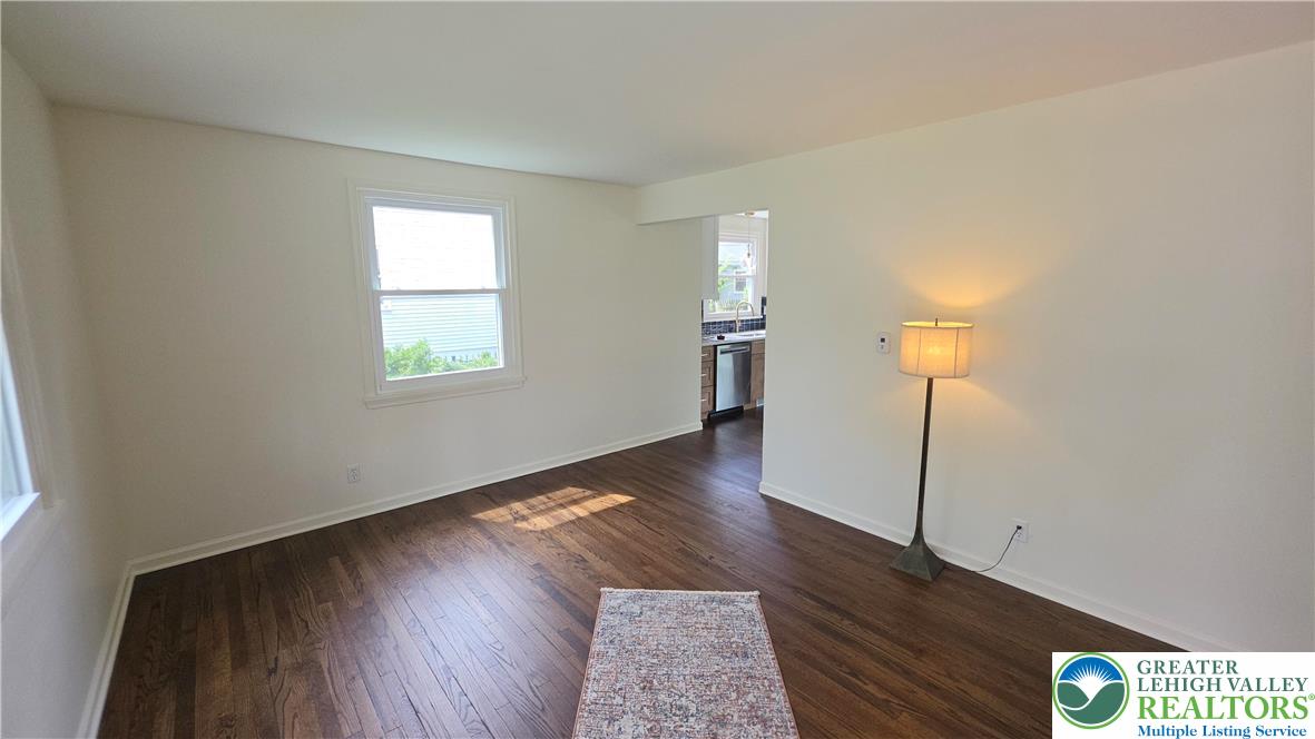332 Cedar Road Hellertown, PA 18055 - Photo 10 of 55
