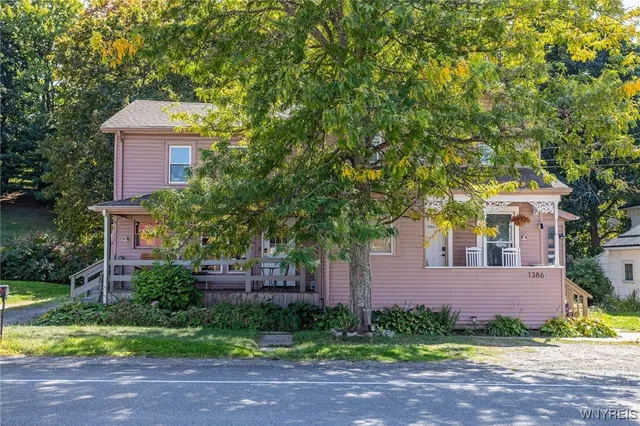 $299,900 | 1386 Erie Street, Darien, NY 14040