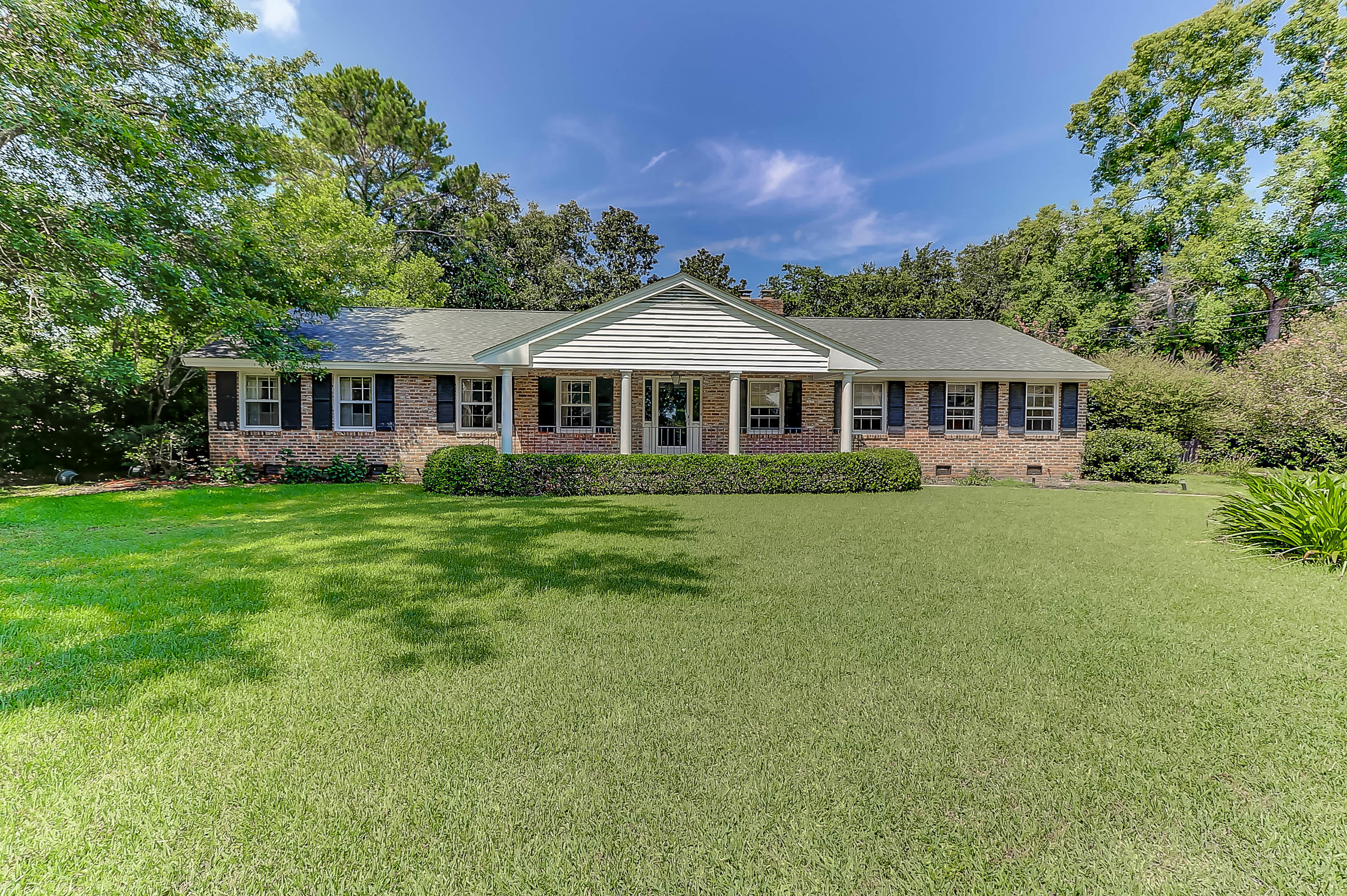 1438 Burningtree Road Charleston, SC 29412 - Photo 1 of 21 001 1438 Burningtree (1)