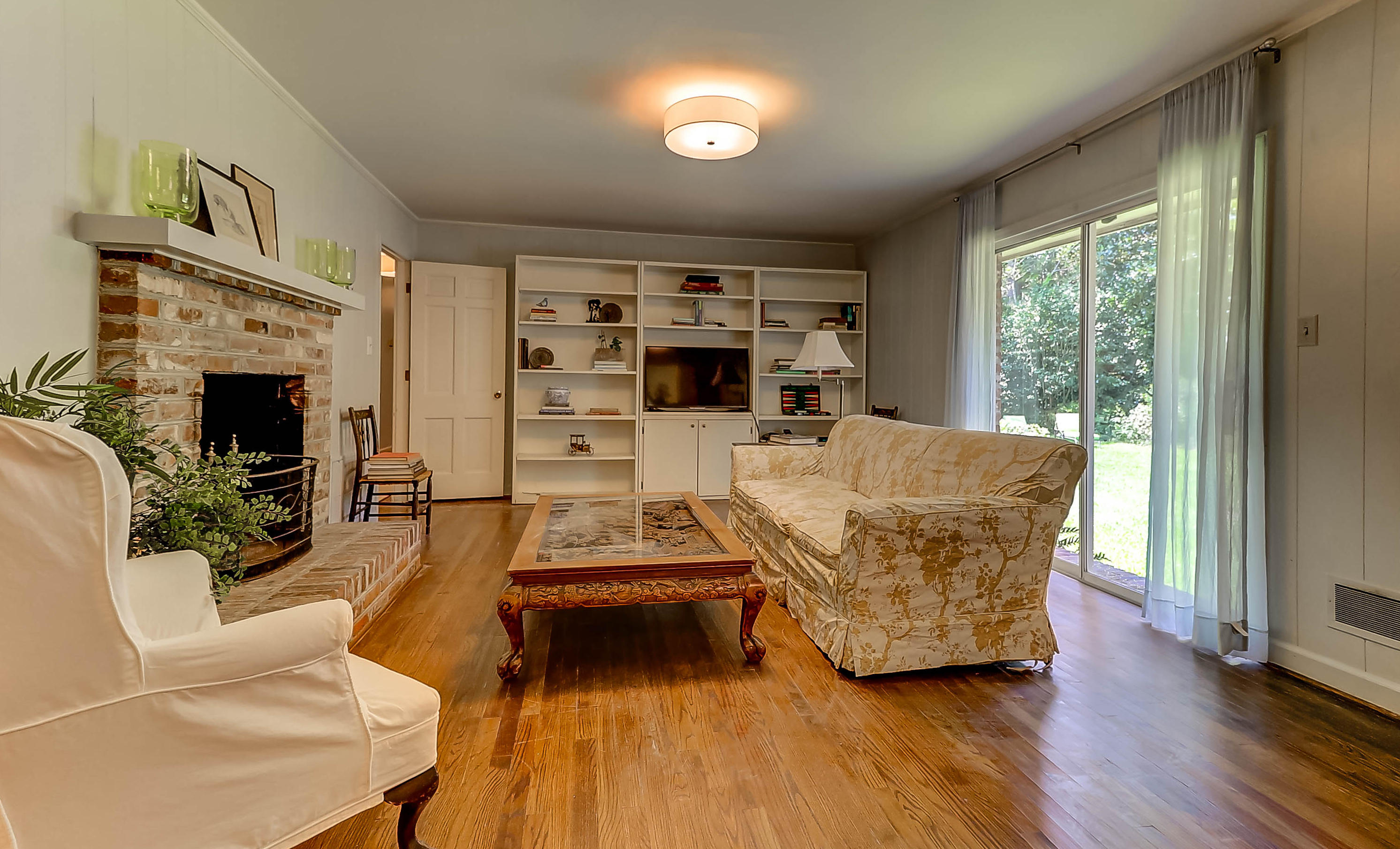 1438 Burningtree Road Charleston, SC 29412 - Photo 9 of 21 215 1438 Burningtree (31) E