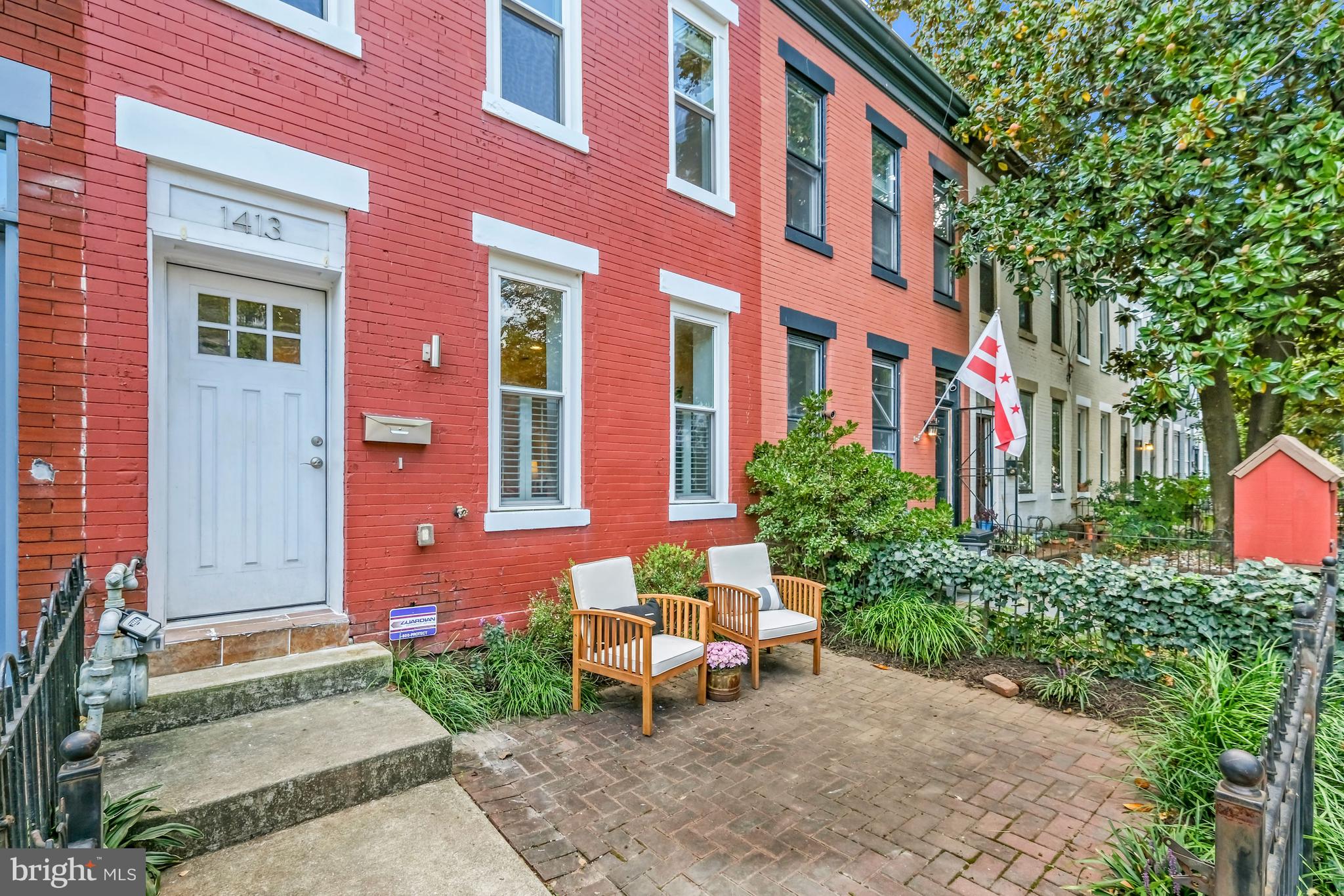 1413 E Street Southeast Washington, DC 20003 - Photo 3 of 27