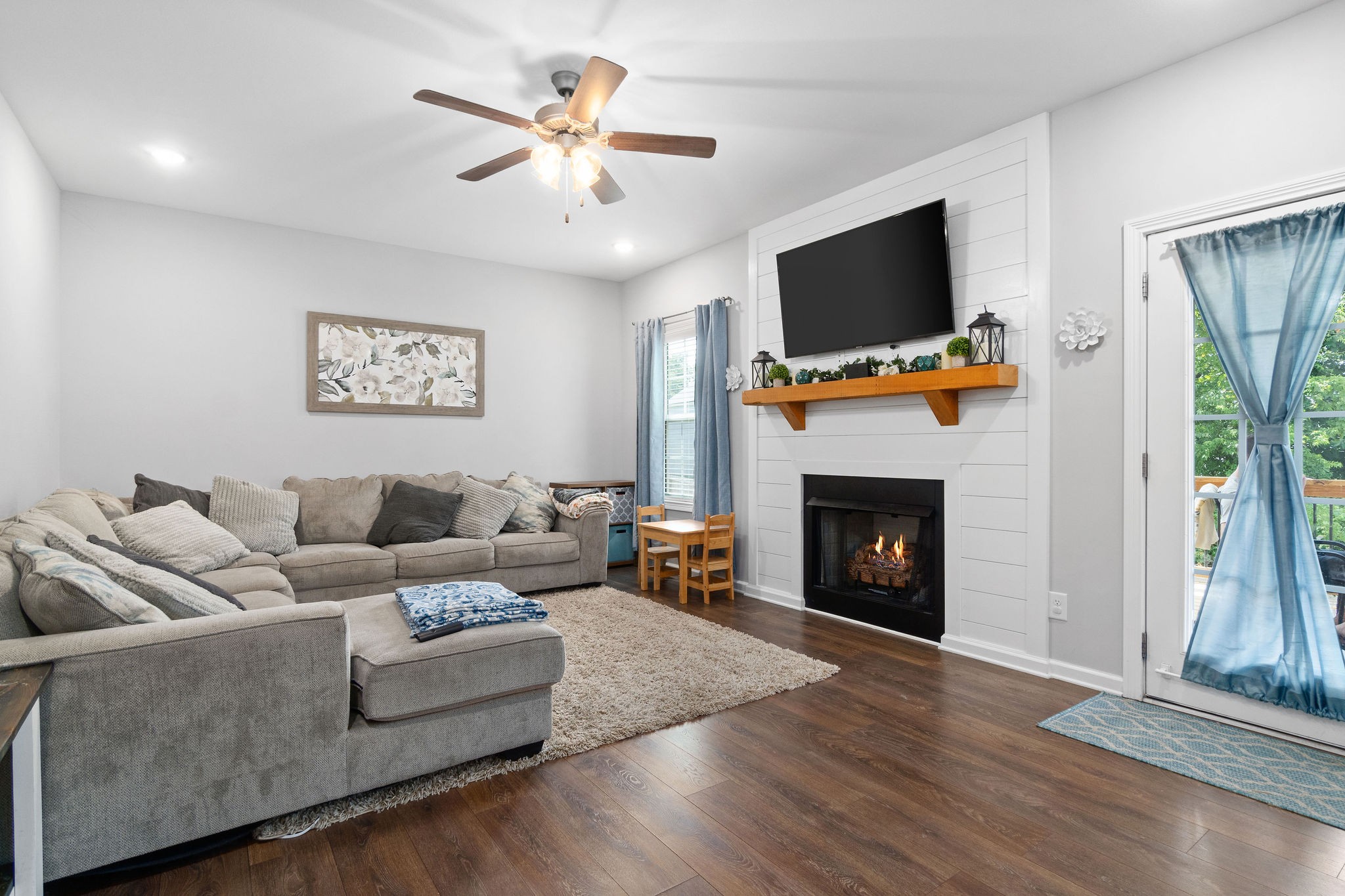 1785 Rains Road Clarksville, TN 37042 - Photo 5 of 28 Gallery Image 5