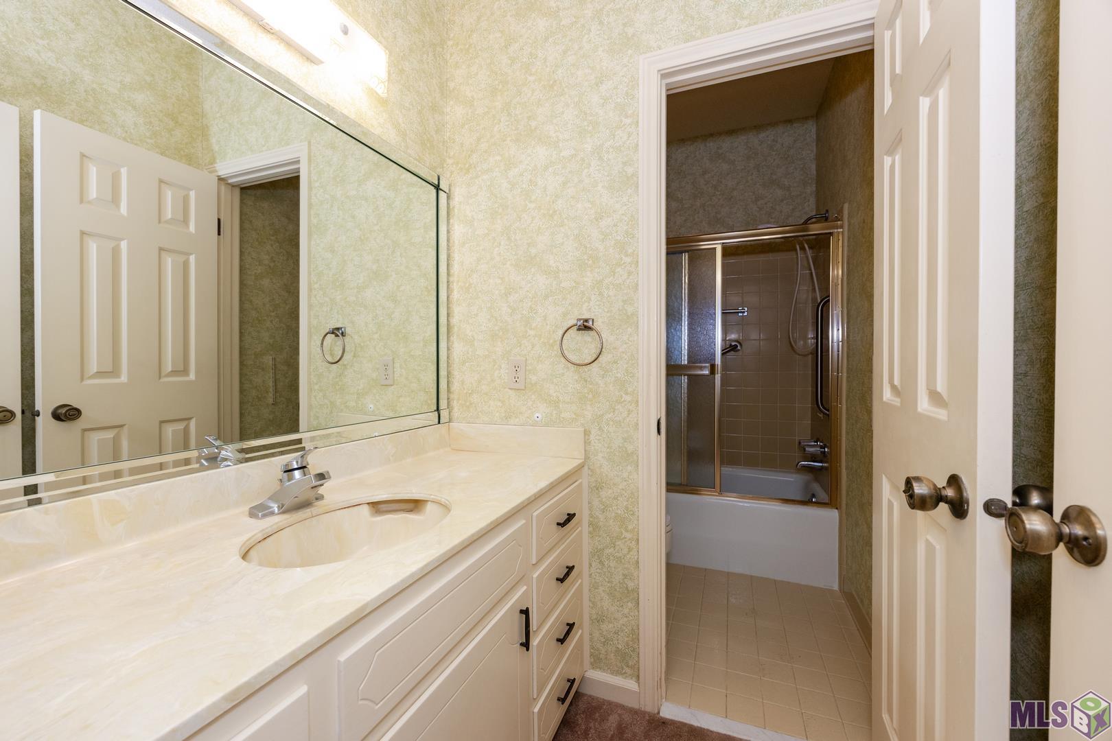 2033 West Magna Carta Place Baton Rouge, LA 70815 - Photo 14 of 18