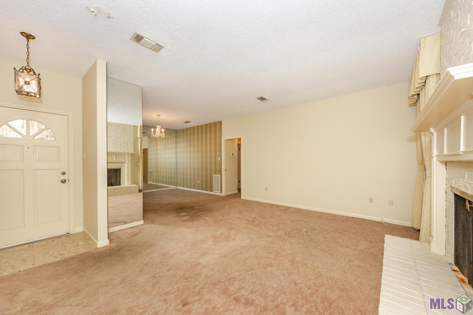 2033 West Magna Carta Place Baton Rouge, LA 70815 - Photo 3 of 18