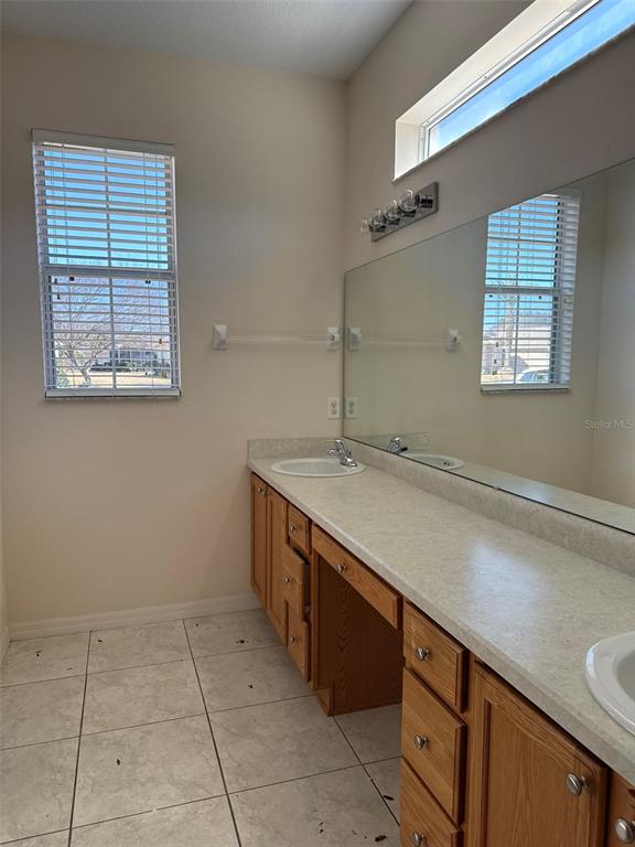 15566 Southwest 11th Terrace Road Ocala, FL 34473 - Photo 15 of 27