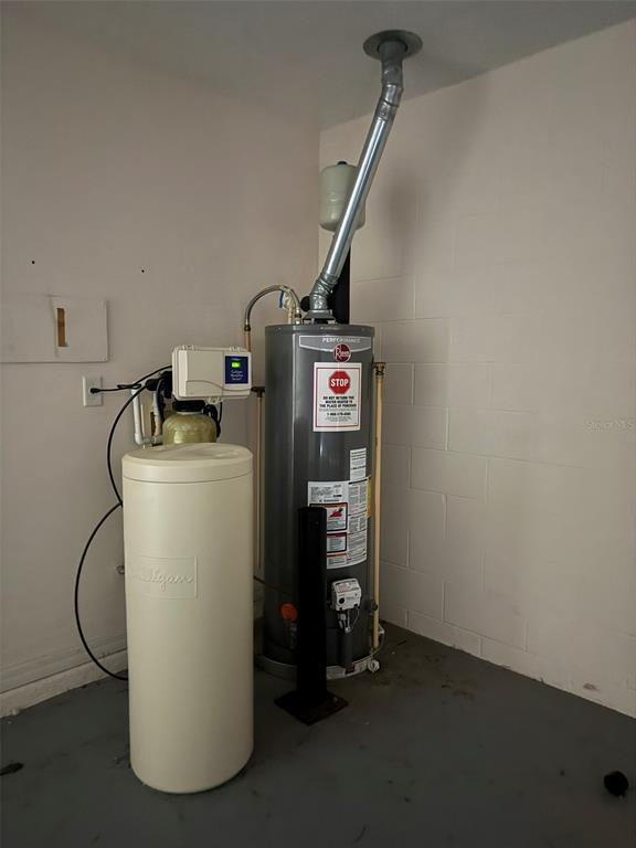 15566 Southwest 11th Terrace Road Ocala, FL 34473 - Photo 20 of 27