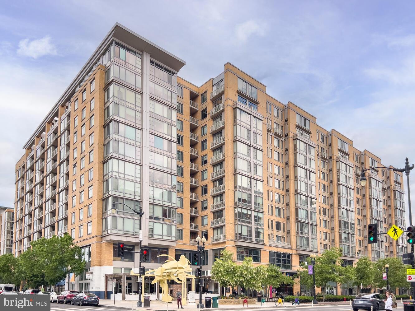 475 K Street Northwest, Unit 422 Washington, DC 20001 - Photo 2 of 33