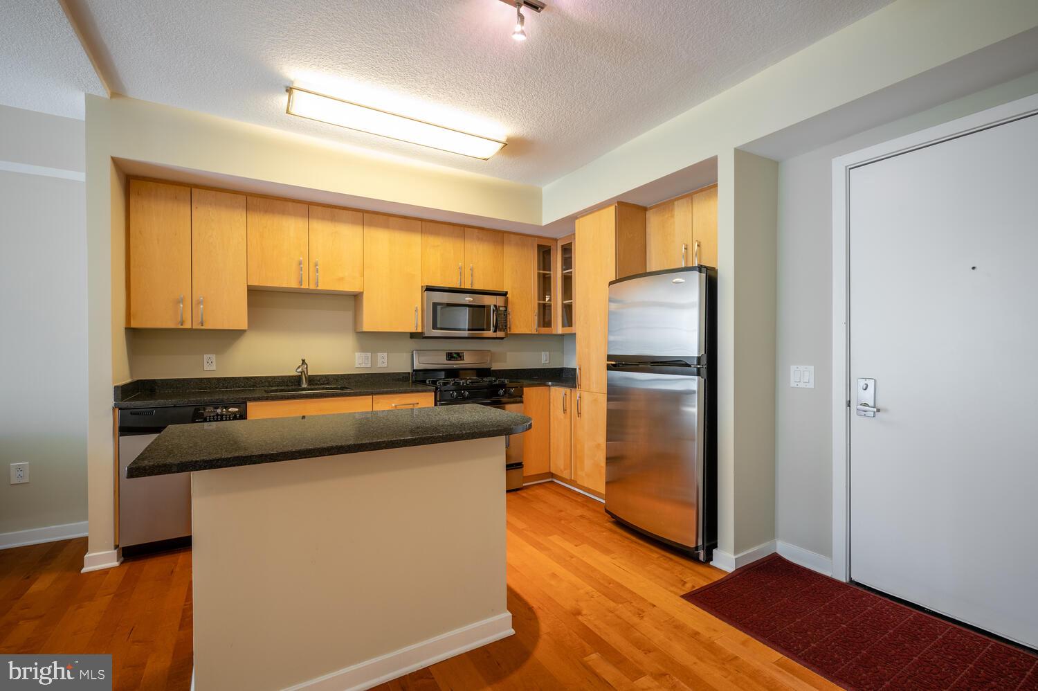 475 K Street Northwest, Unit 422 Washington, DC 20001 - Photo 10 of 33