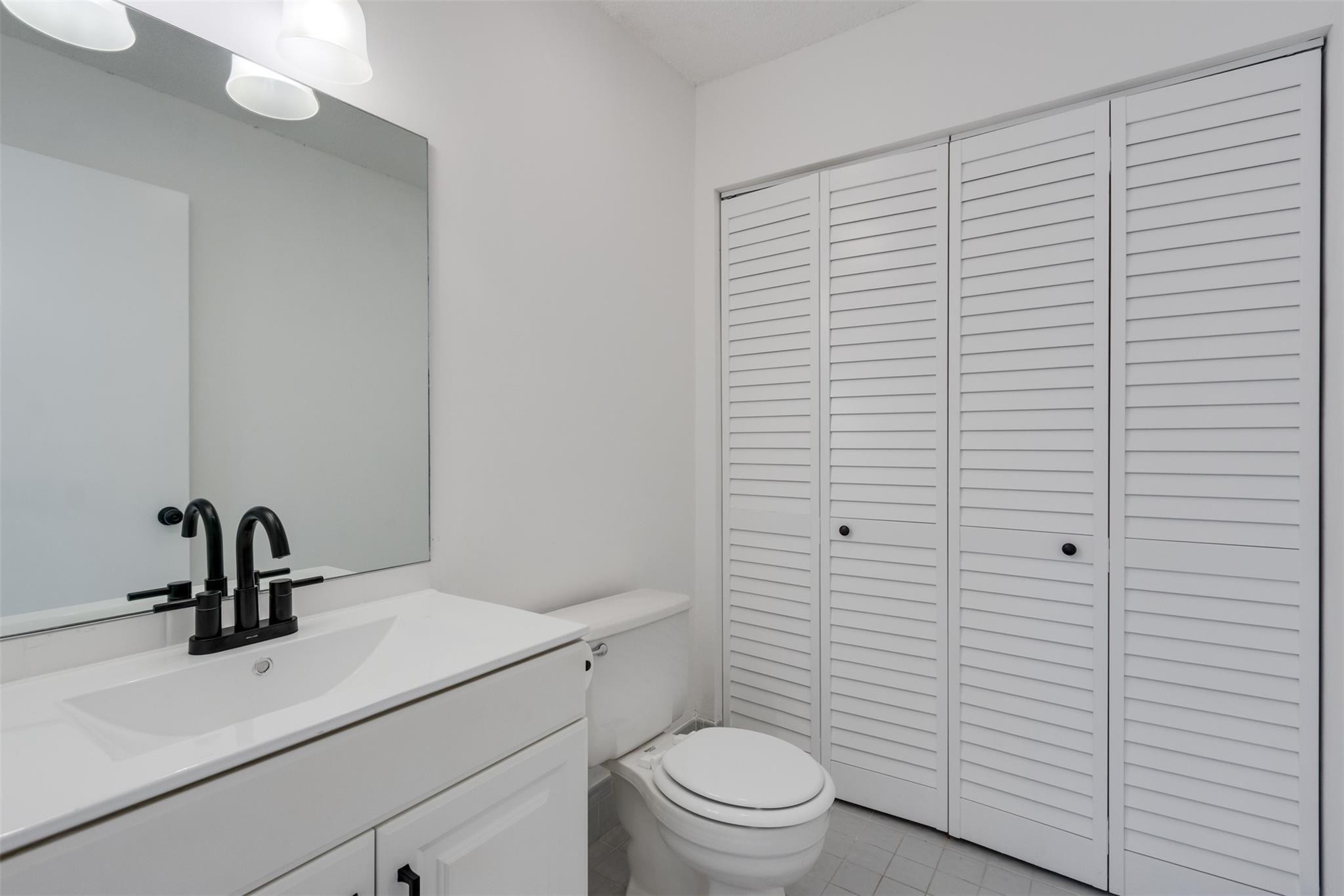 7546 Courtyard Run East, Unit E Boca Raton, FL 33433 - Photo 20 of 25 Photo 20