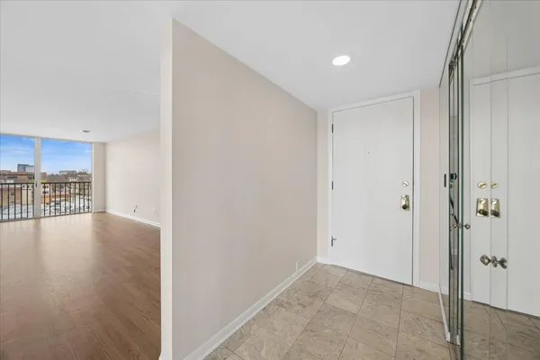 $339,000 | 424 Park Avenue, Unit 501, River Forest, IL 60305