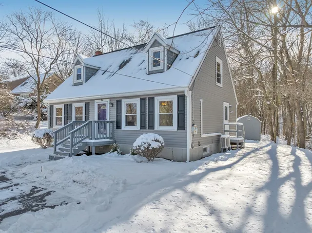 $520,000 | 169 Sutton Avenue, Oxford, MA 01540