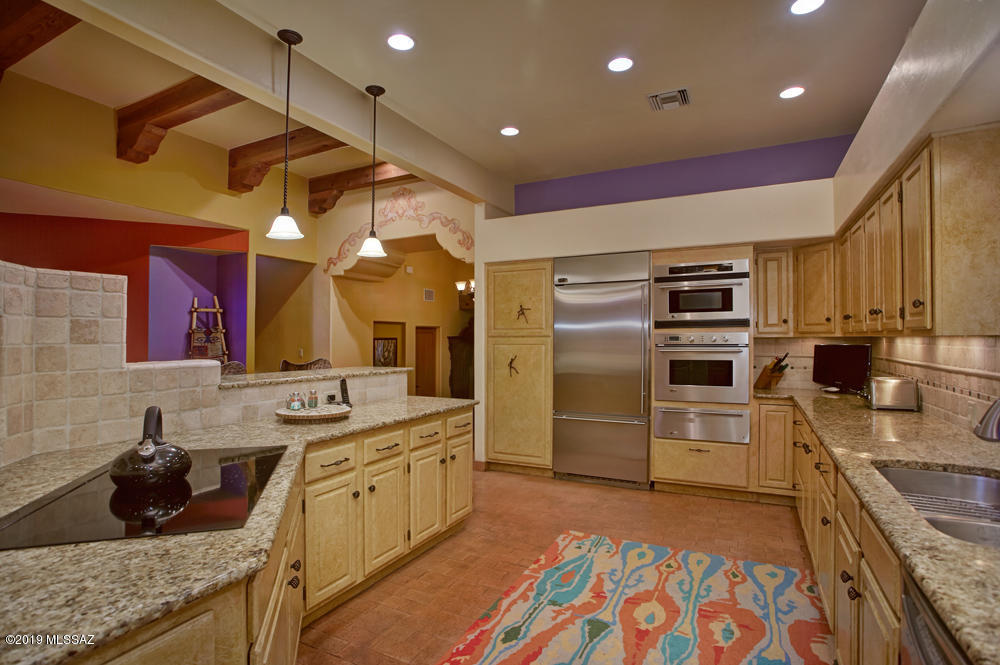 6360 North Valley View Road Tucson, AZ 85718 - Photo 7 of 29 Gallery Image 7