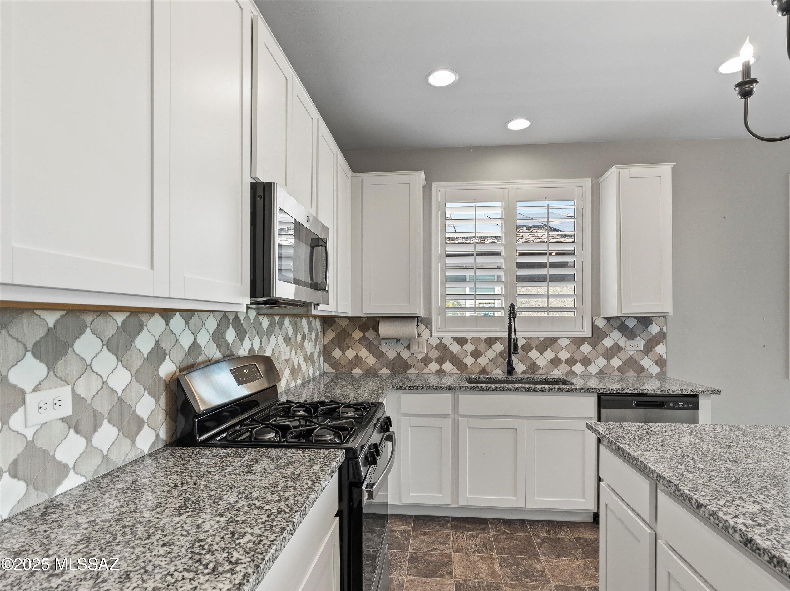 21327 East Treasure Road Red Rock, AZ 85145 - Photo 5 of 41 Gallery Image 5