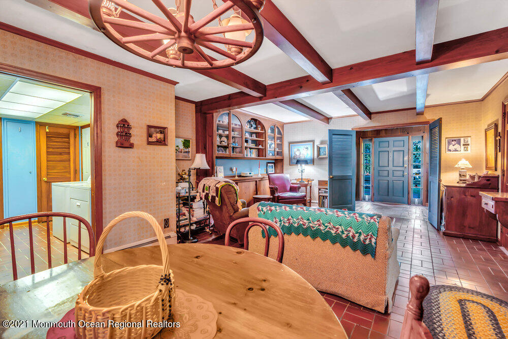 3234 Ridgewood Road Allenwood, NJ 08720 - Photo 12 of 49 a dining hall with furniture and a large window