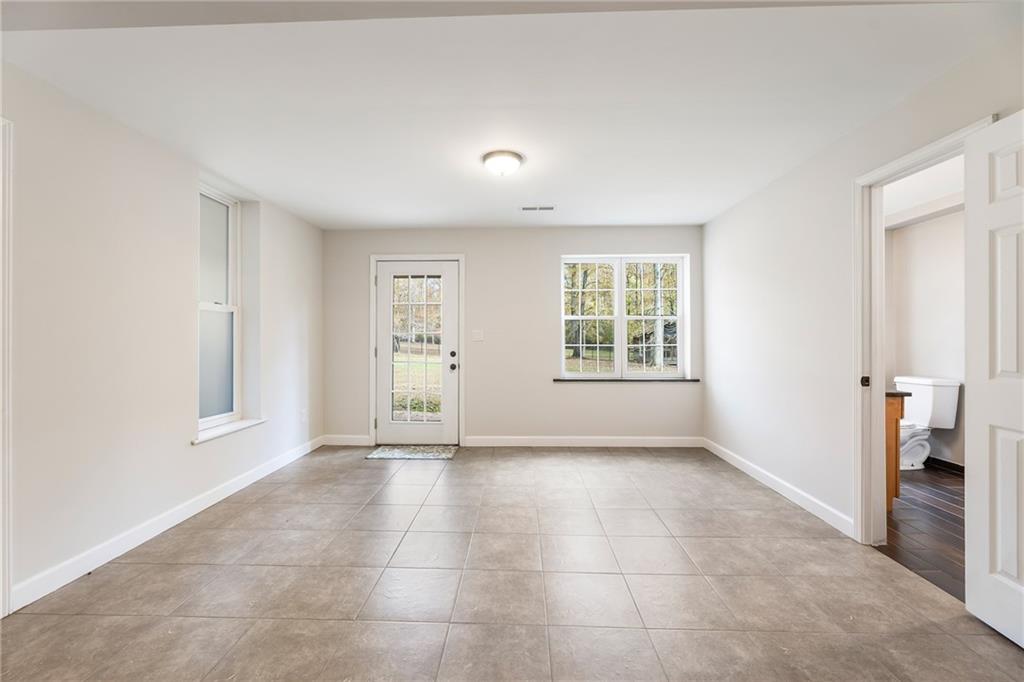 14440 Cogburn Road Alpharetta, GA 30004 - Photo 39 of 62