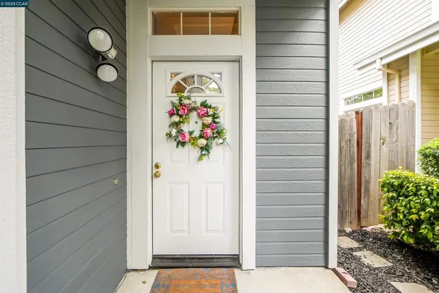 $719,000 | 266-266 Scotts Valley, Hercules, CA 94547