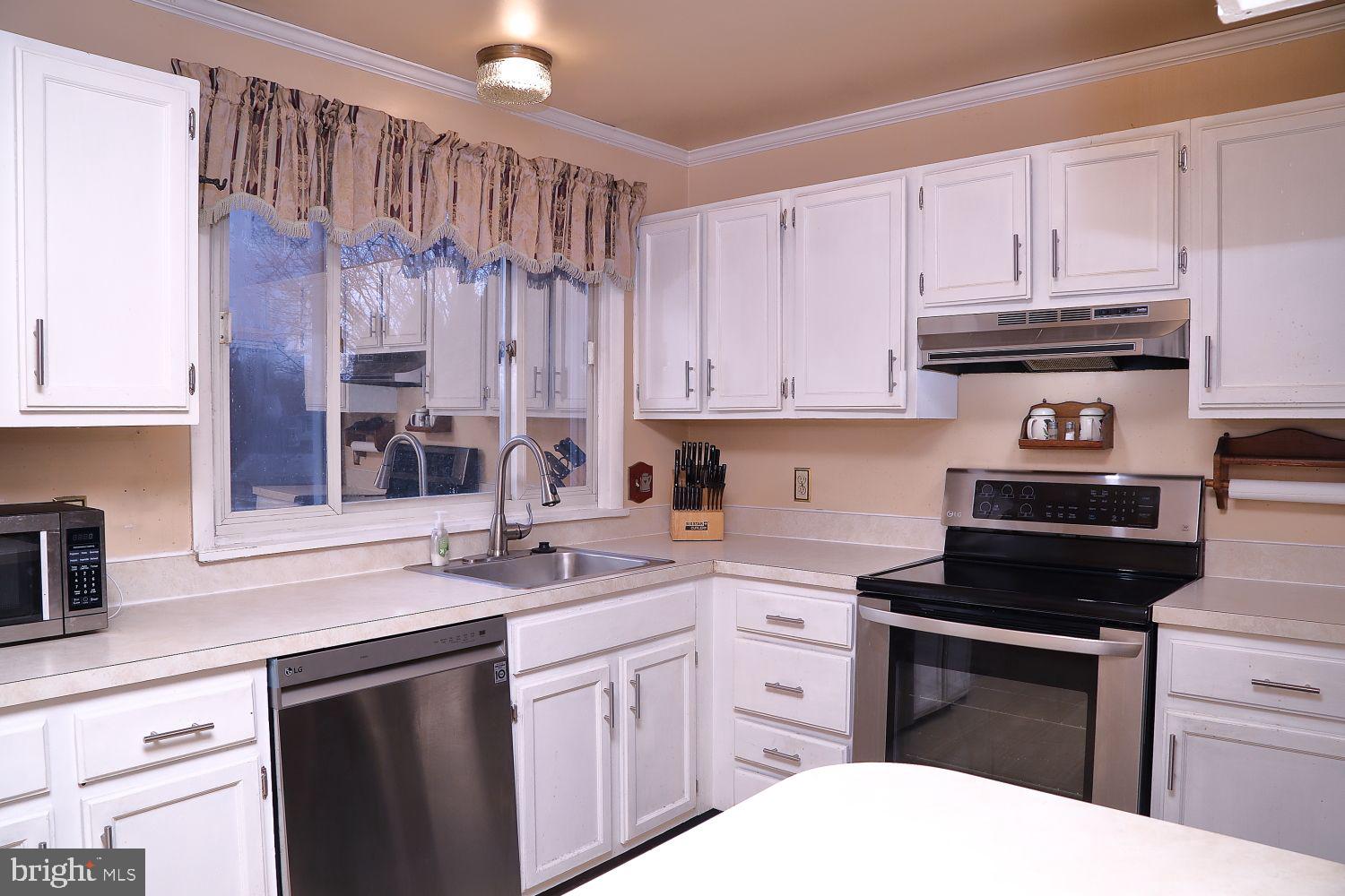 94 Petersburg Road Lancaster, PA 17601 - Photo 4 of 28