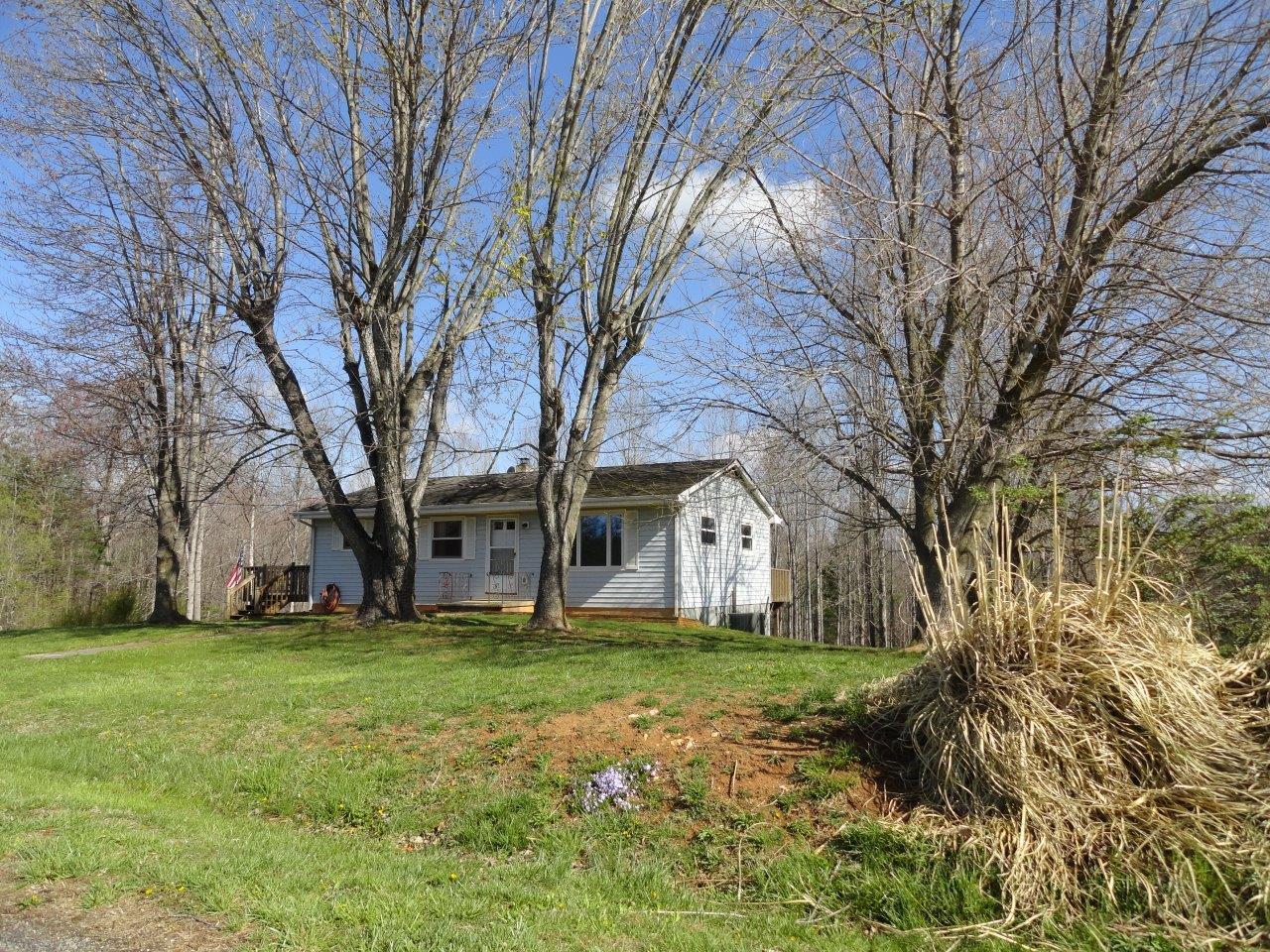 371 Custers Ridge Road Boones Mill, VA 24065 - Photo 2 of 56 2