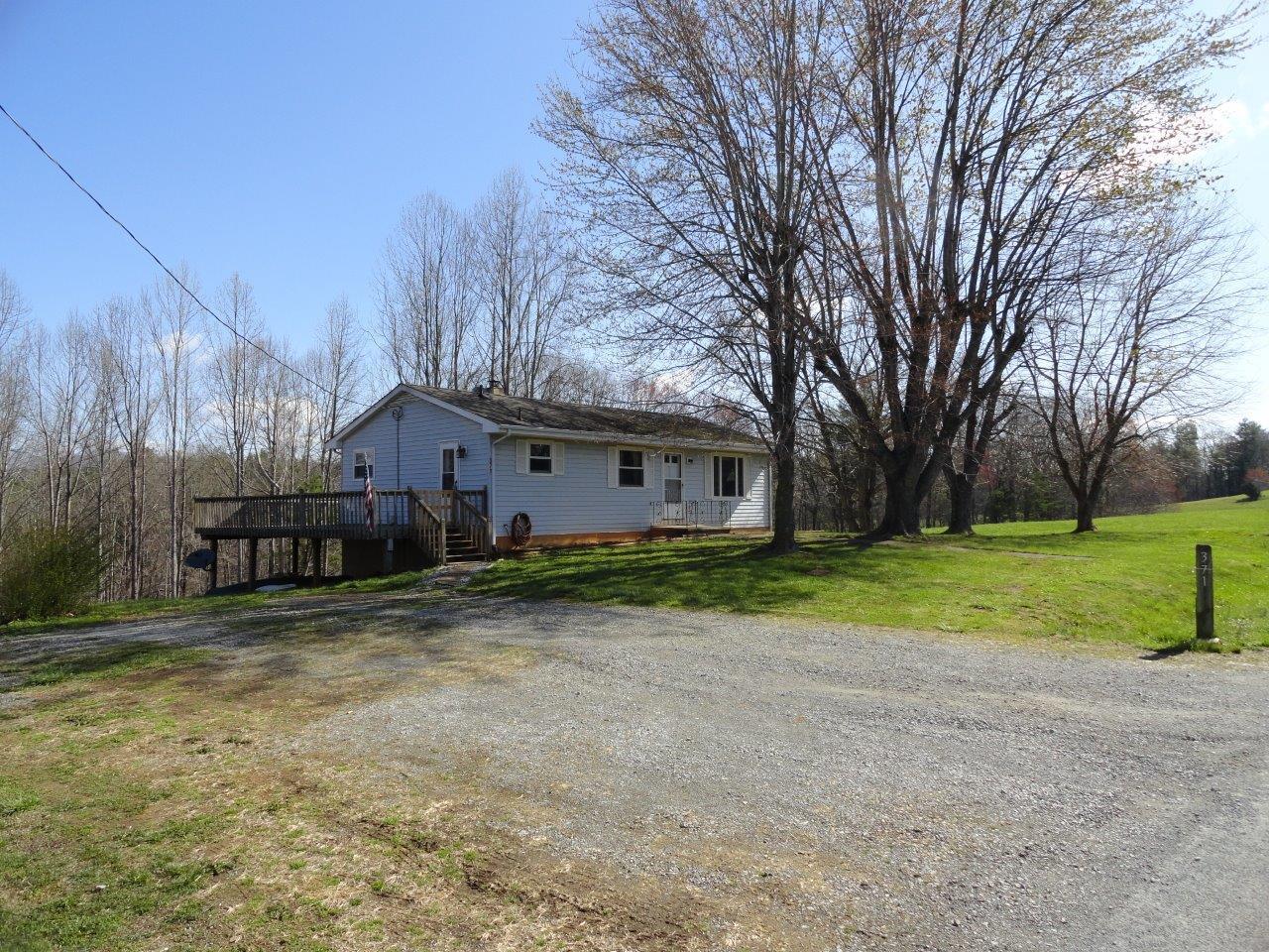 371 Custers Ridge Road Boones Mill, VA 24065 - Photo 14 of 56 14
