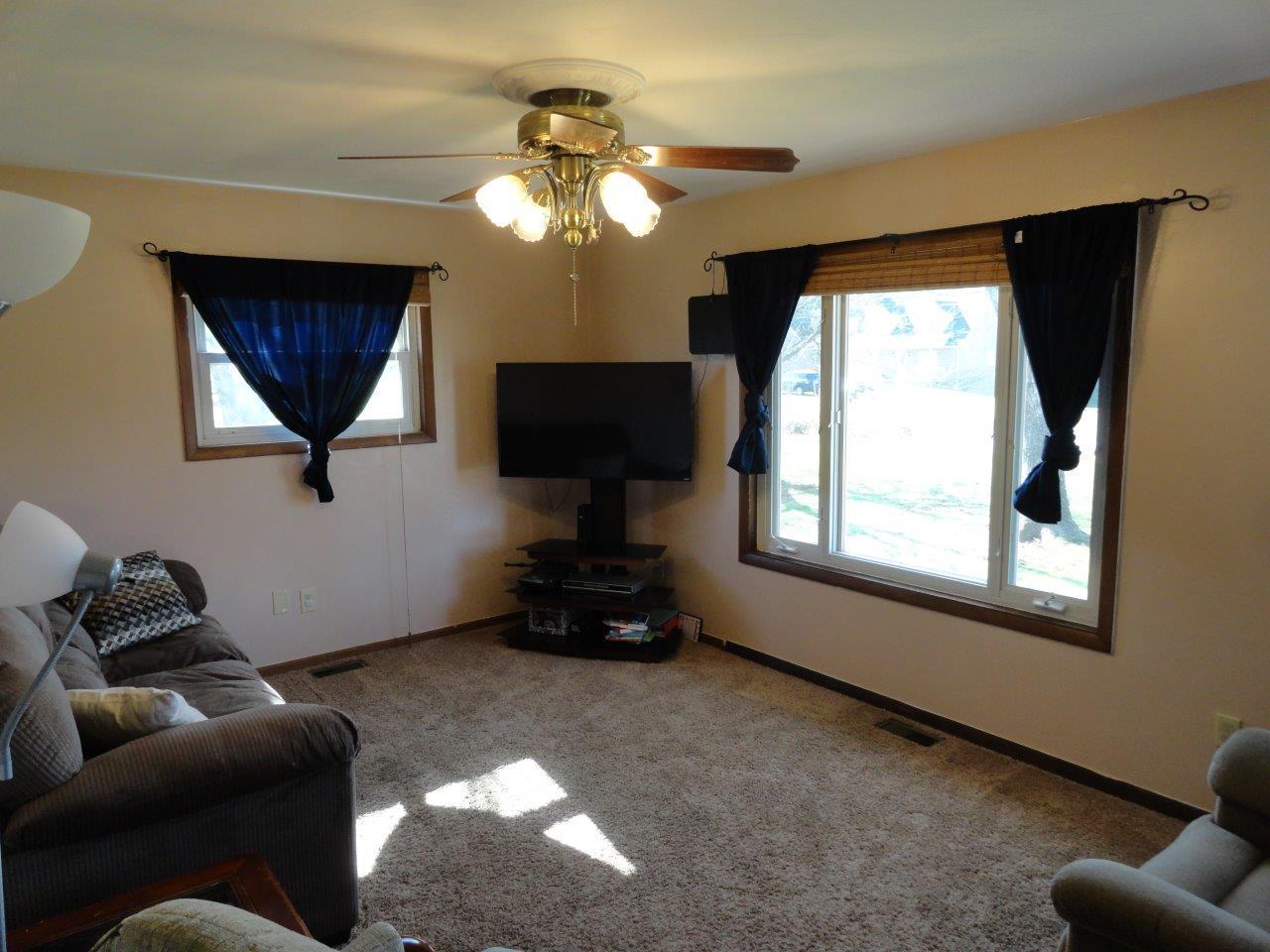 371 Custers Ridge Road Boones Mill, VA 24065 - Photo 4 of 56 4