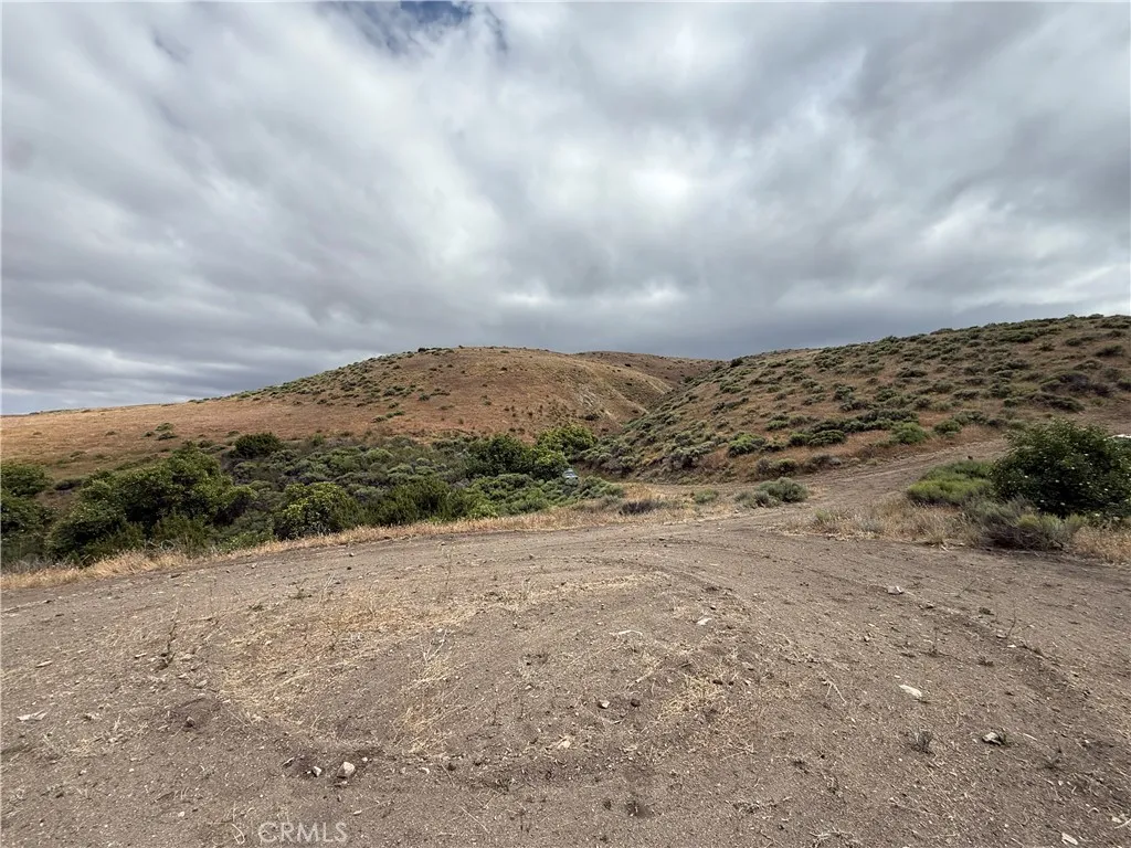 35442 Lancaster Road Lancaster, CA 93535 - Photo 2 of 26 a view of a beach