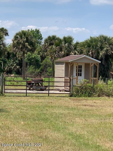 1560 County Line Road Oak Hill, FL 32759 - Photo 13 of 22 Slab and Man Hut