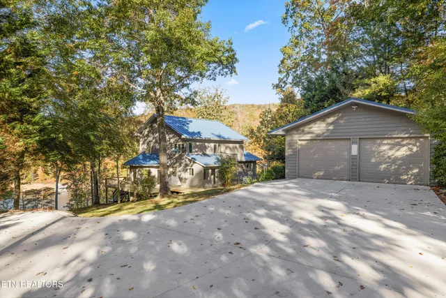 $1,600,000 | 236 Norris Shores Lane, Sharps Chapel, TN 37866