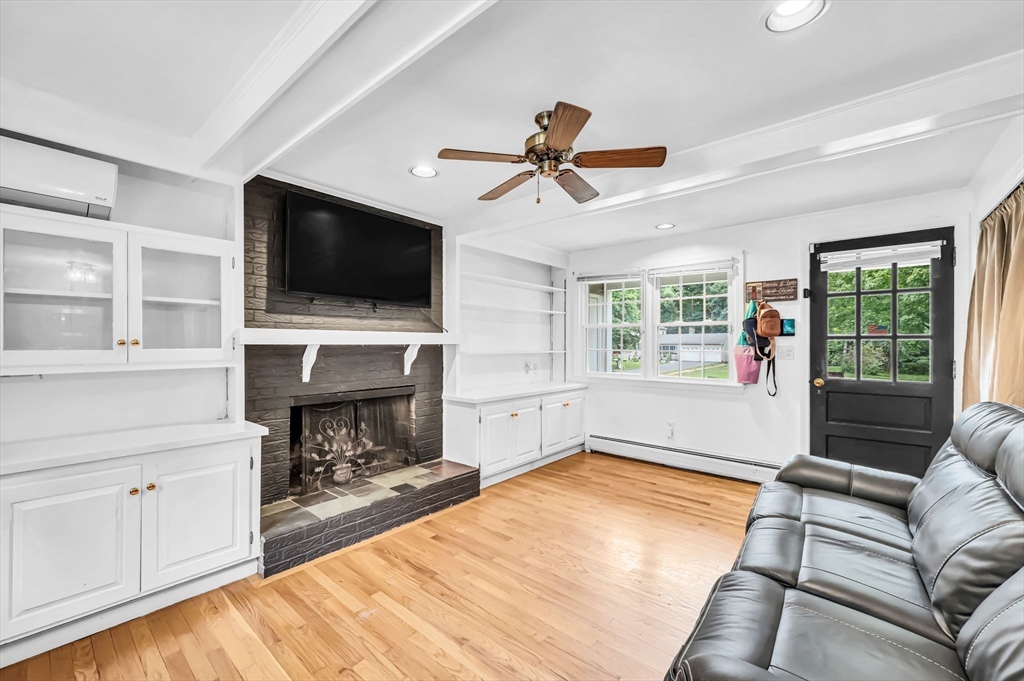 4 Pheasant Farm Road Wilbraham, MA 01095 - Photo 3 of 33 Gallery Image 3