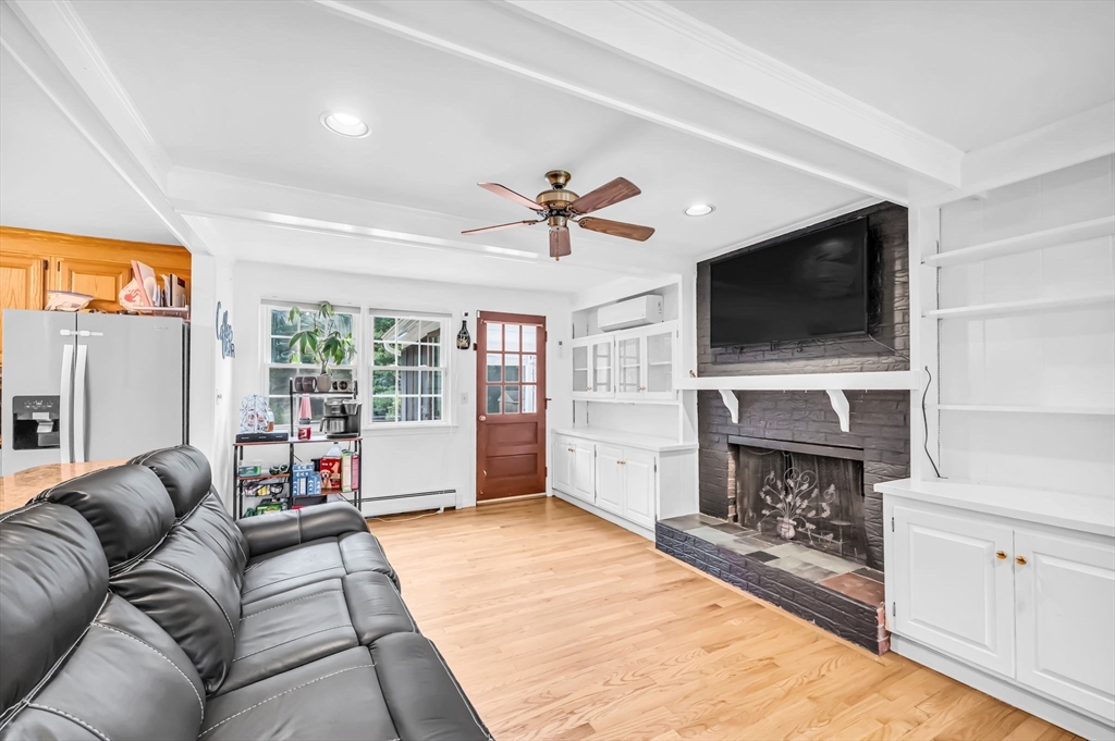 4 Pheasant Farm Road Wilbraham, MA 01095 - Photo 5 of 33 Gallery Image 5