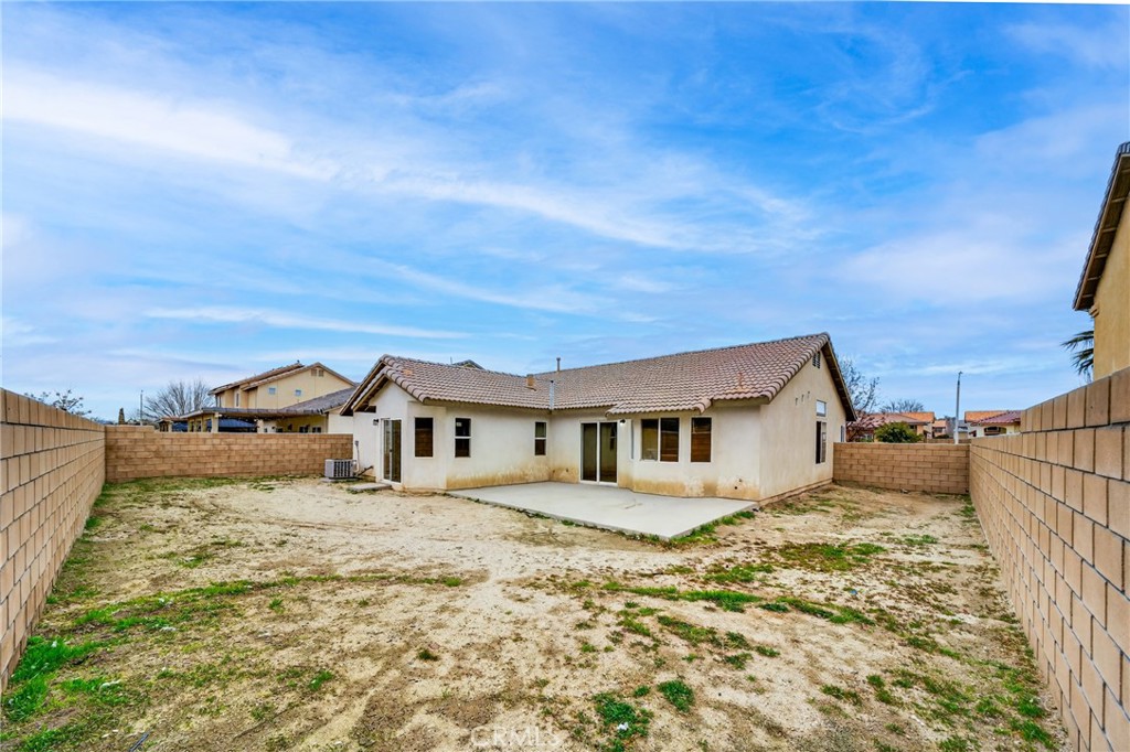 2018 East Jenner Street Lancaster, CA 93535 - Photo 37 of 39