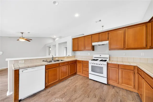 $429,900 | 2018 East Jenner Street, Lancaster, CA 93535