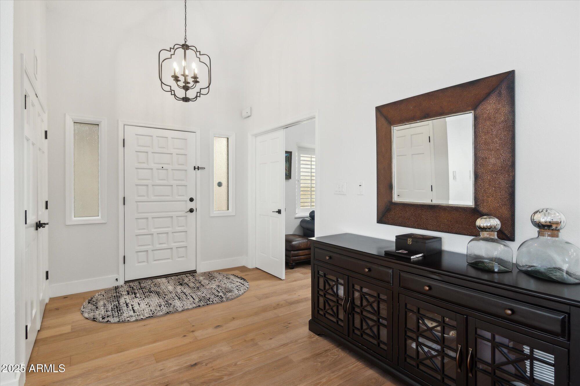 7359 East Valley View Road Scottsdale, AZ 85250 - Photo 2 of 23 03-DSC02753
