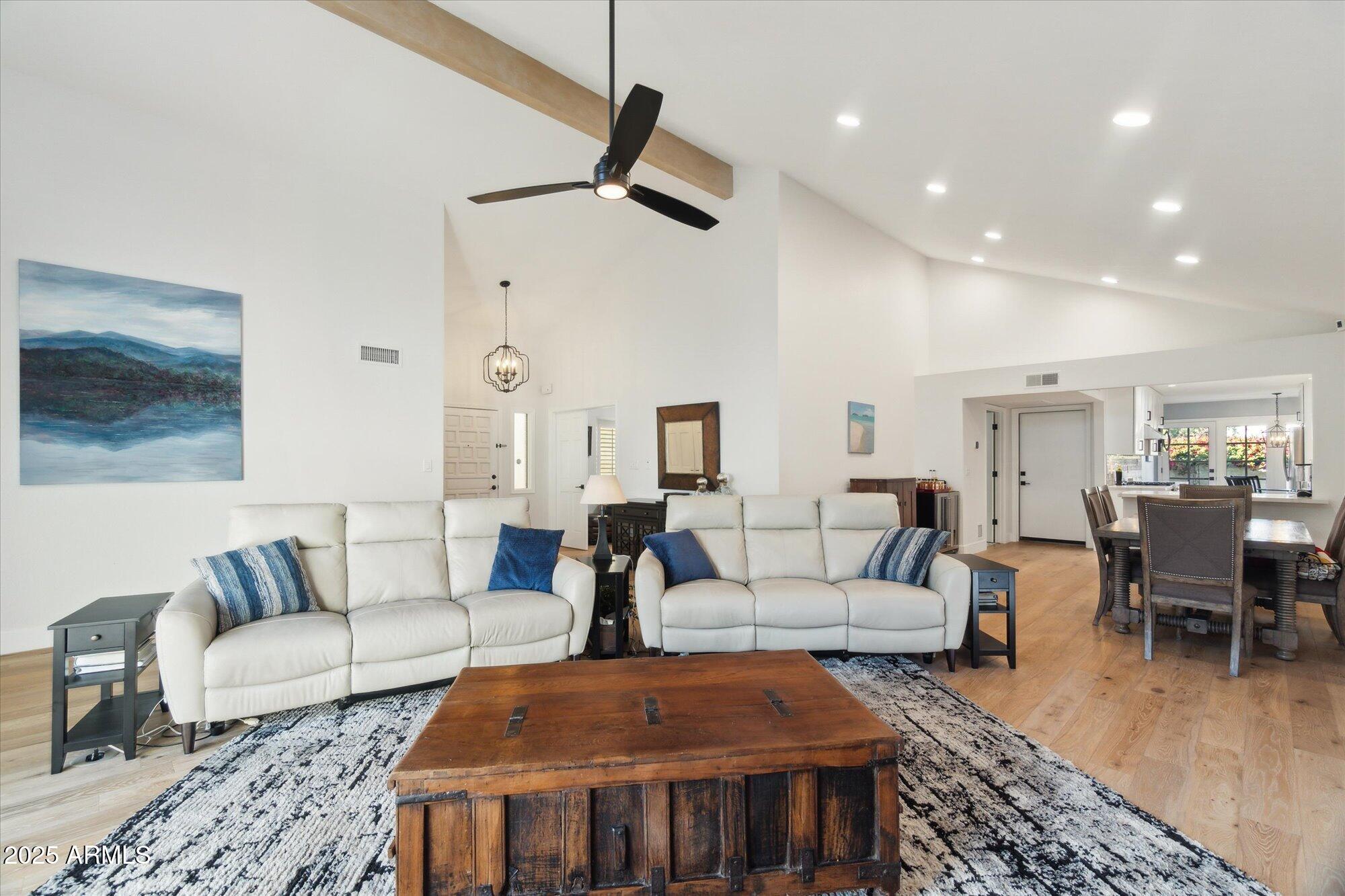 7359 East Valley View Road Scottsdale, AZ 85250 - Photo 5 of 23 07-DSC02758