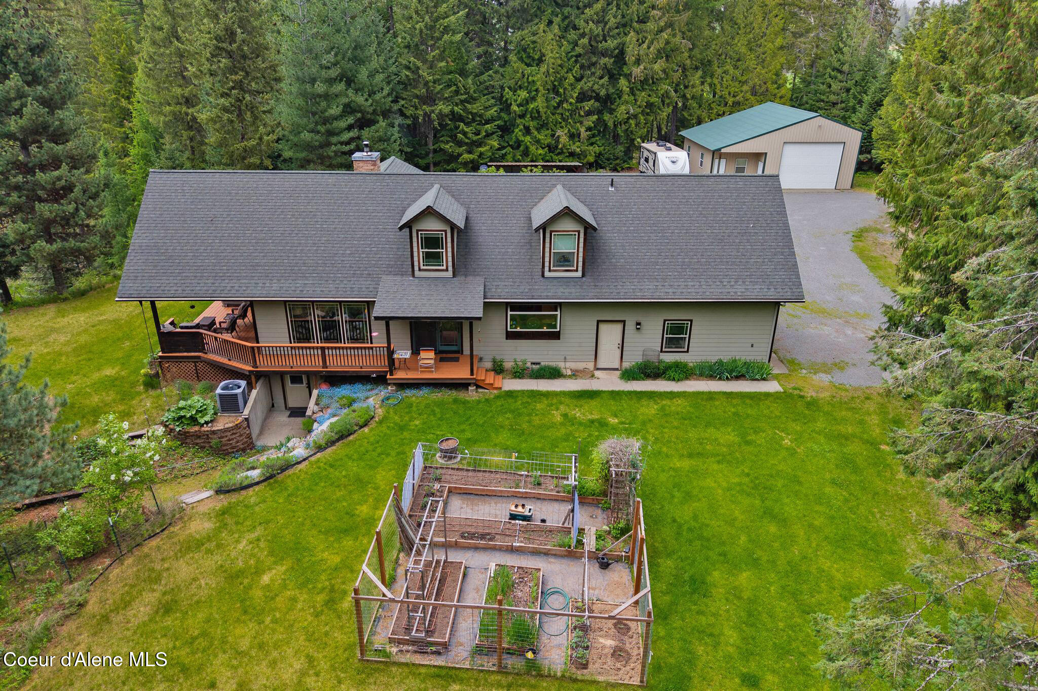1196 Gold Creek Road Sandpoint, ID 83864 - Photo 6 of 66 .