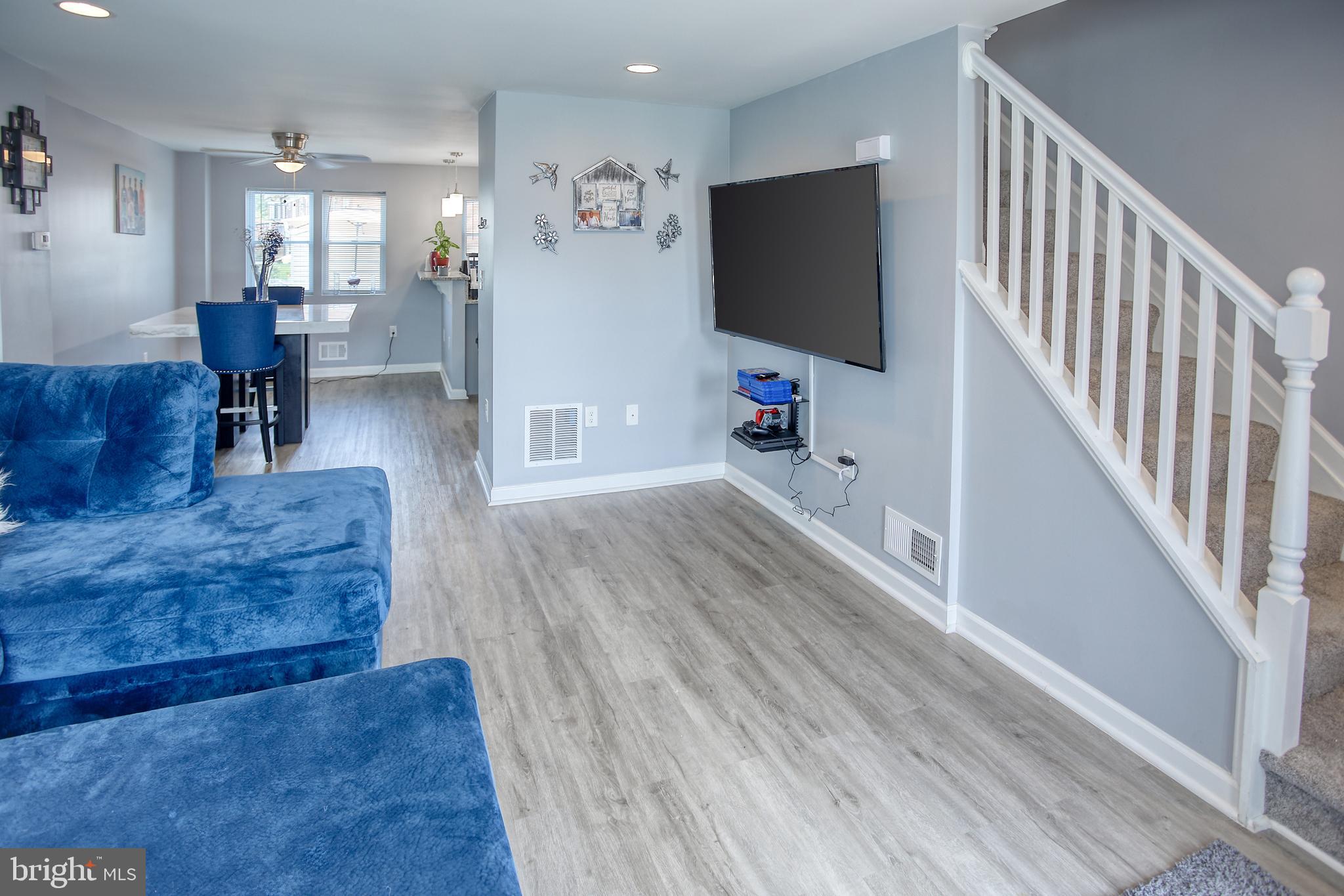 5257 Darien Road Baltimore, MD 21206 - Photo 3 of 20 Gallery Image 3