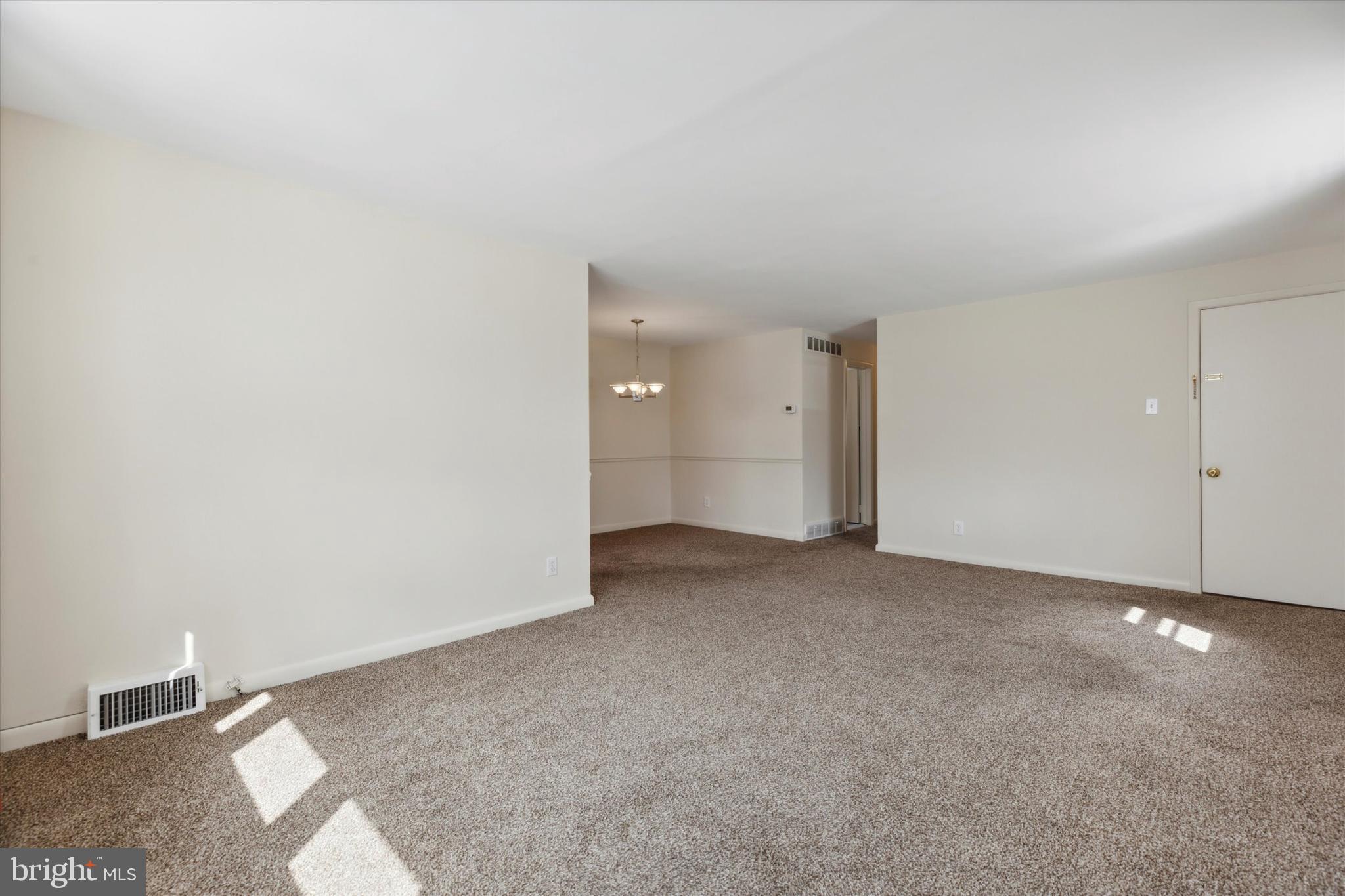 23 Windsor Road, Unit 2 Glenside, PA 19038 - Photo 3 of 14