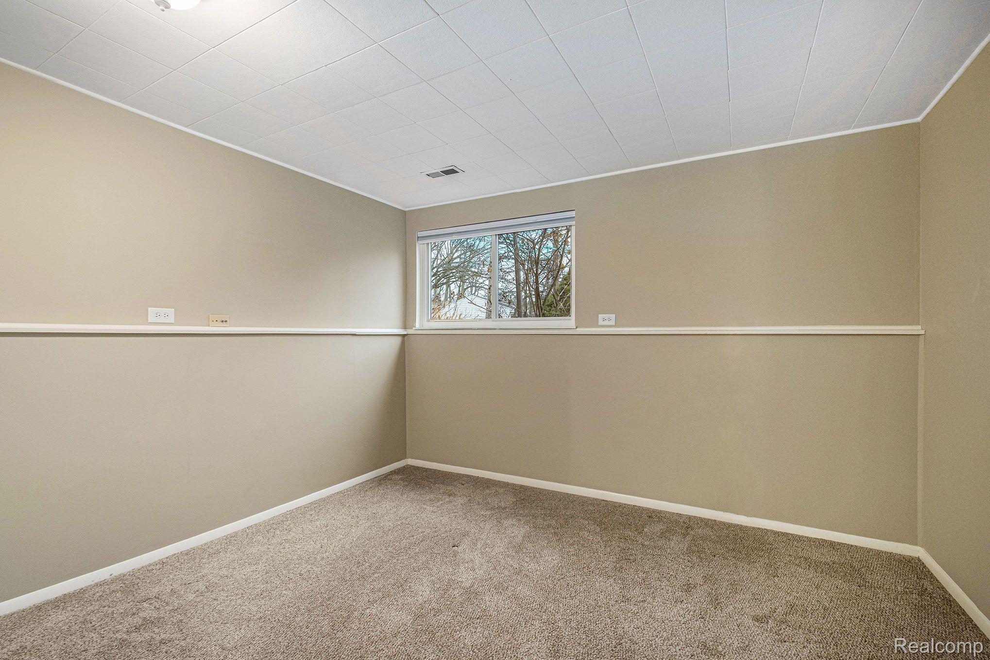 1161 Wendy Road Ann Arbor, MI 48103 - Photo 22 of 36 Gallery Image 22