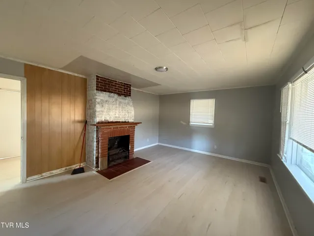 $1,200 | 246 Grigsby School, Rogersville, TN 37857